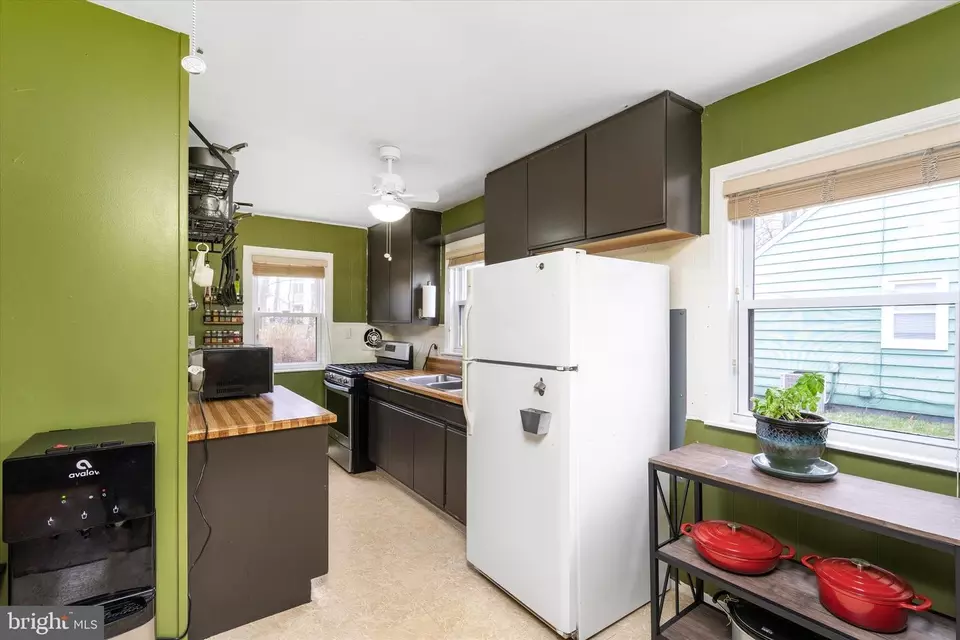  310 Wynnewood Rd, Ewing, NJ 08628 photo 8