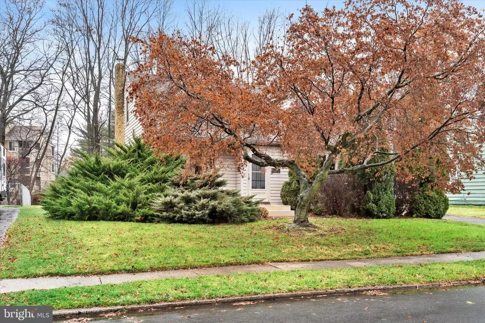  310 Wynnewood Rd, Ewing, NJ 08628 photo 2