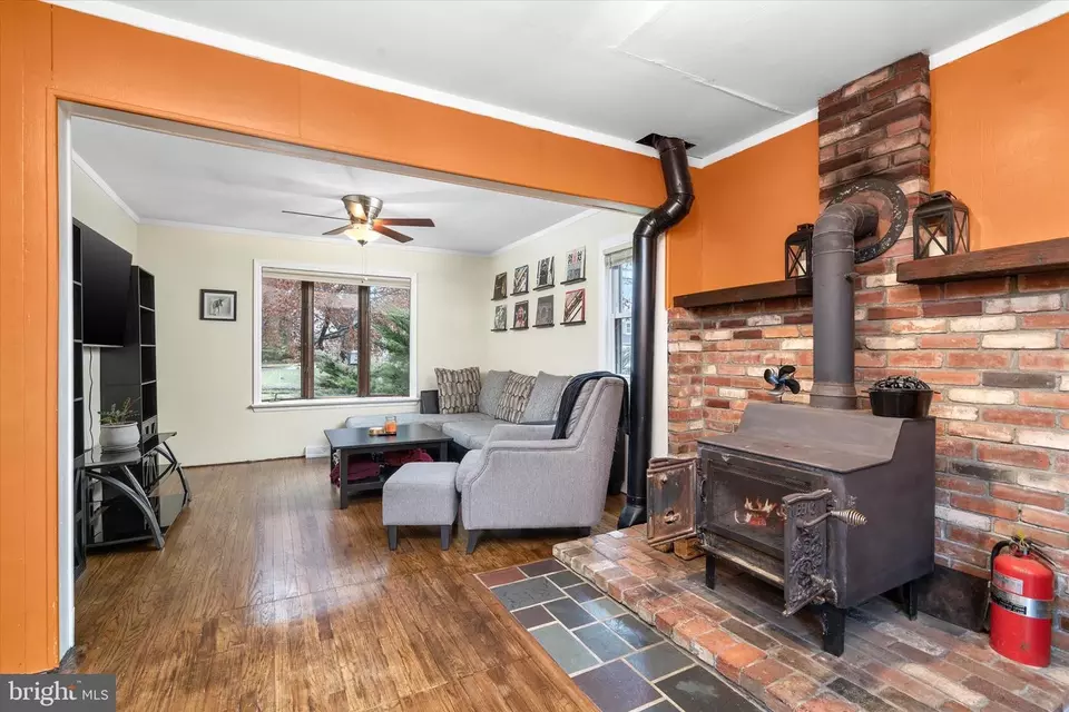  310 Wynnewood Rd, Ewing, NJ 08628 photo 14