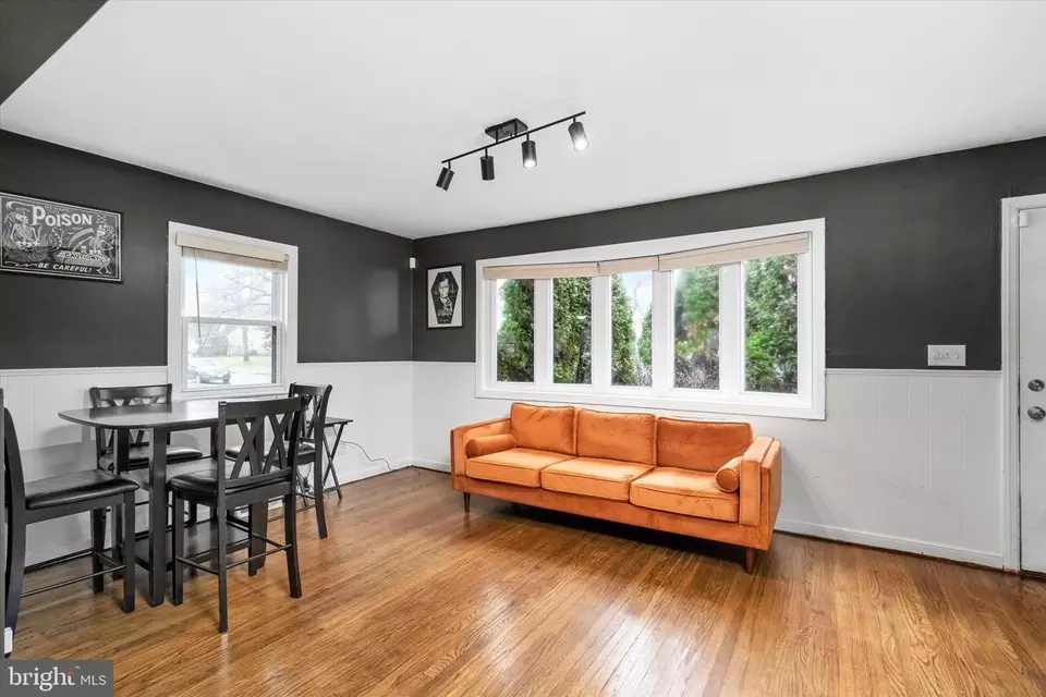  310 Wynnewood Rd, Ewing, NJ 08628 photo 5