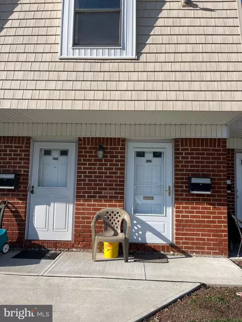 1005 Silver Ct, Hamilton, NJ 08690