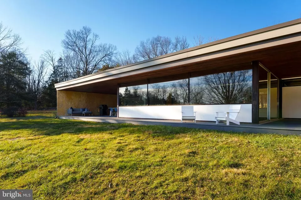  206 Hopewell Amwell Rd, Hopewell, NJ 08525 photo 3