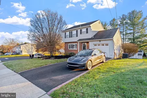 75 Bunker Hill Rd, Lawrenceville, NJ 08648