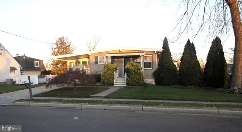 42 Montana Ave, Hamilton, NJ 08619