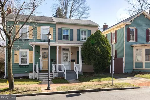 20 Mercer, Hamilton, NJ 08690