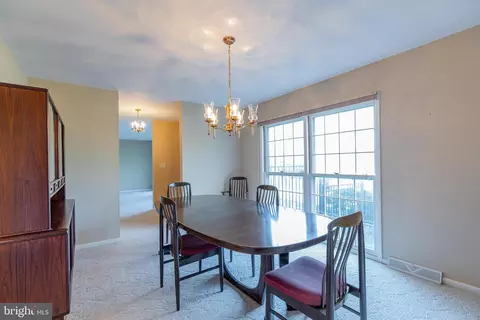 10 Edwards Pl, Ewing, NJ 08628 photo 15