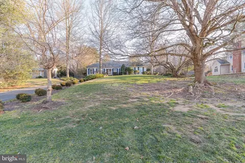 10 Edwards Pl, Ewing, NJ 08628