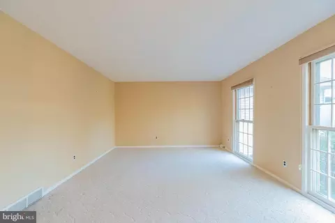 10 Edwards Pl, Ewing, NJ 08628 photo 14