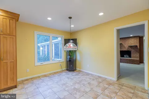 10 Edwards Pl, Ewing, NJ 08628 photo 7