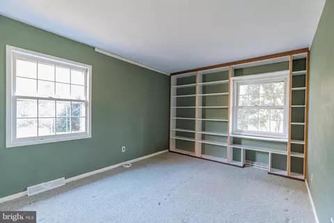 10 Edwards Pl, Ewing, NJ 08628 photo 17