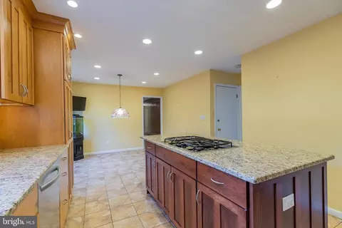 10 Edwards Pl, Ewing, NJ 08628 photo 6