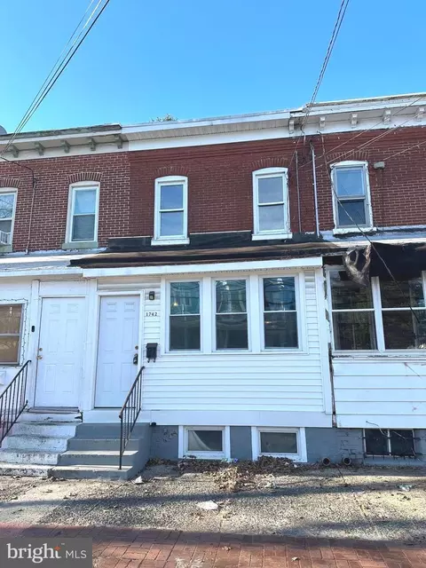 1742 E State St, Hamilton, NJ 08609