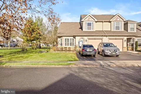 3 Pizzullo Rd, Hamilton, NJ 08690