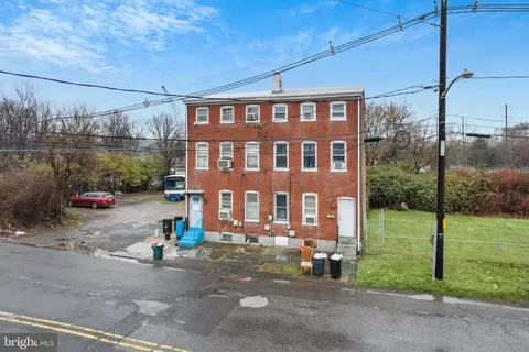 827 S Warren St, Trenton, NJ 08611