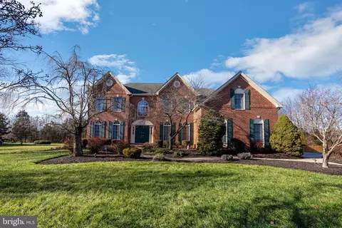 9 Bailey Dr, Princeton, NJ 08540
