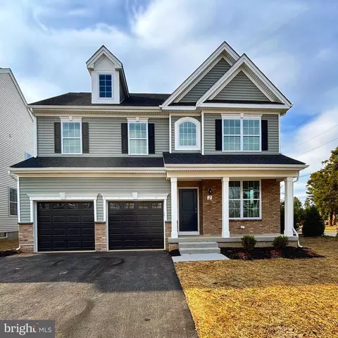 2 Misty Meadow Ln, Hamilton, NJ 08619