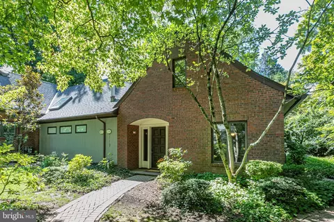 59 Constitution Hl W, Princeton, NJ 08540