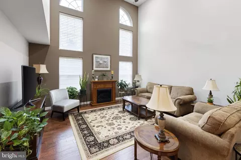 247 Colt St, Pennington, NJ 08534 photo 8