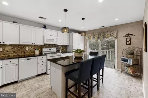 247 Colt St, Pennington, NJ 08534 photo 11