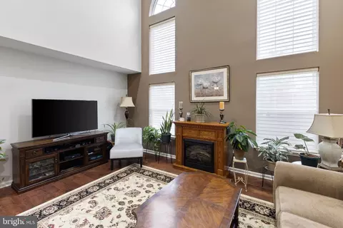 247 Colt St, Pennington, NJ 08534 photo 9
