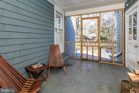 Exterior - 552 Maple Ave, Ewing, NJ 08618 photo 3 of 9