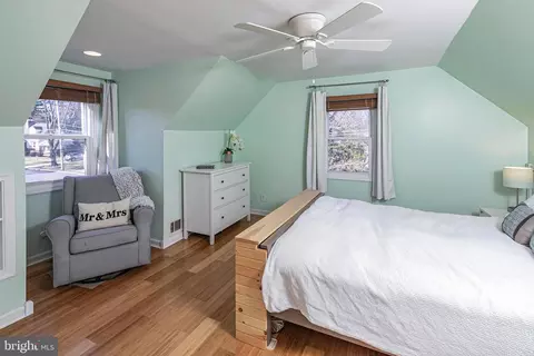 Bedroom - 552 Maple Ave, Ewing, NJ 08618 photo 2 of 3