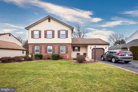 4 Joni Ave, Hamilton, NJ 08690