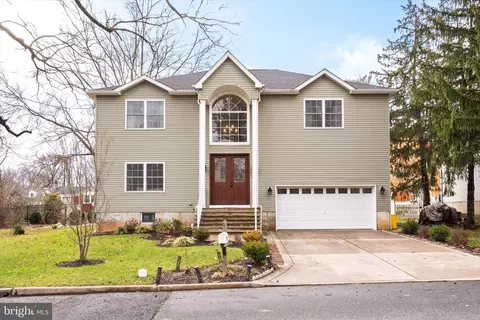 85 Hoover Ave, Lawrenceville, NJ 08648