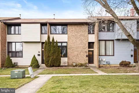 366 Iverson Pl, Hightstown, NJ 08520