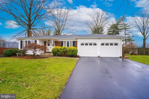 3 Tar Heels Rd, Hamilton, NJ 08619