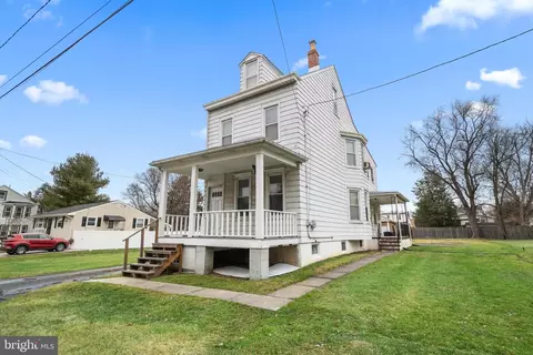 40 Betts Ave, Lawrence, NJ 08648