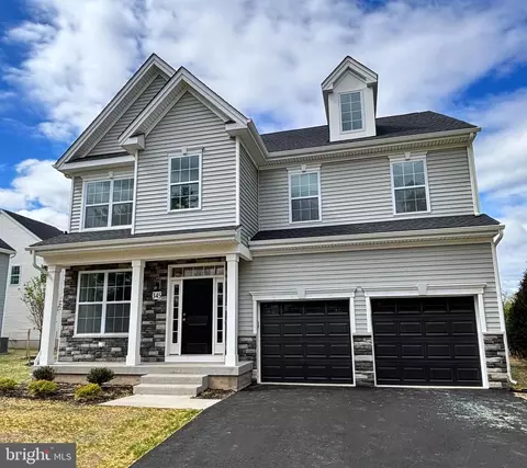345 Ward Ave, Hamilton, NJ 08619