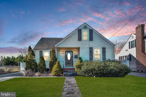 53 Bentley Ave, Hamilton, NJ 08619