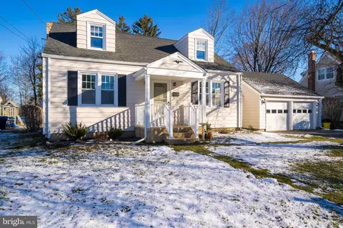 112 Prospect Dr, Hightstown, NJ 08520