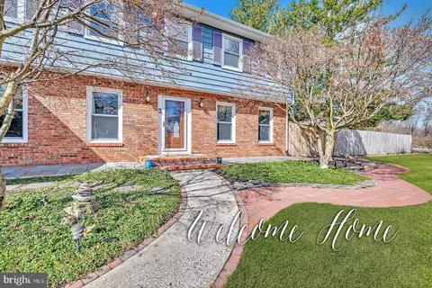 3 Lanark Dr, West Windsor, NJ 08550