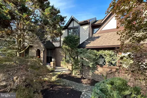 7 Lost Trl, Lawrenceville, NJ 08648