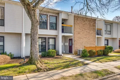 6 N Dennison Dr, East Windsor, NJ 08520