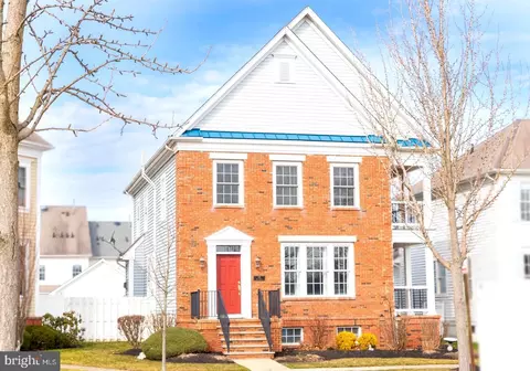 115 Yard St, Robbinsville, NJ 08691