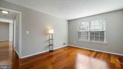 56 Cheverny, Hamilton, NJ 08619 photo 11