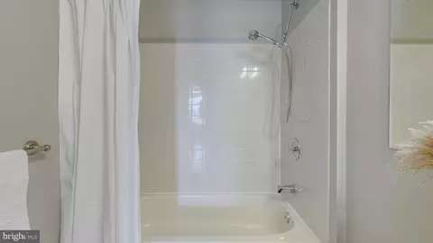 56 Cheverny, Hamilton, NJ 08619 photo 10