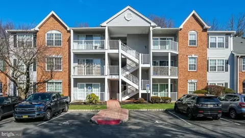 56 Cheverny, Hamilton, NJ 08619