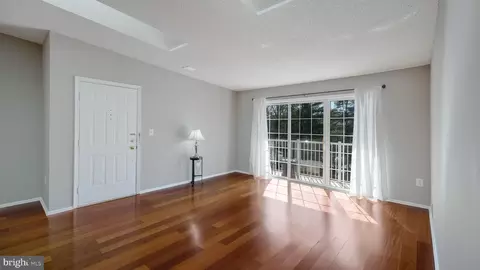 56 Cheverny, Hamilton, NJ 08619 photo 5