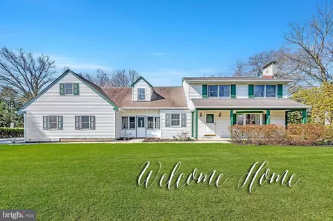 102 Conover Rd, Princeton Junction, NJ 08550