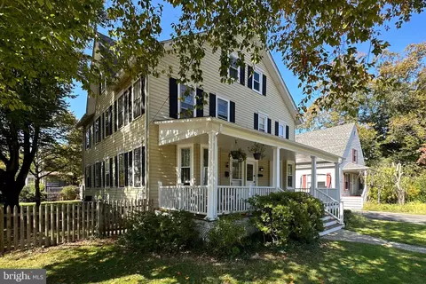 100 N Main St, Pennington, NJ 08534