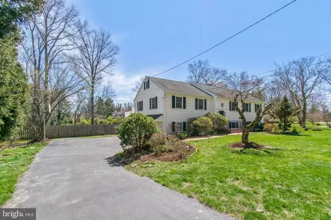222 Shady Brook Ln, Princeton, NJ 08540