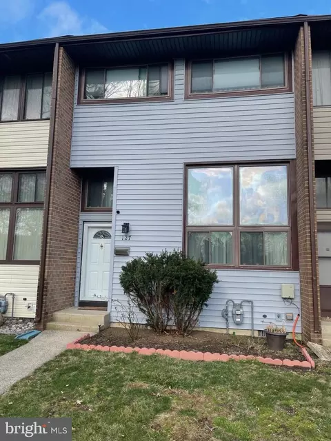 127 Howsington Pl, Hightstown, NJ 08520