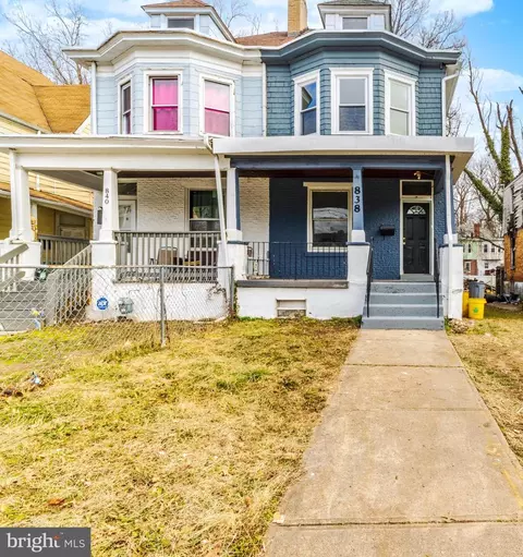 838 Carteret Ave, Trenton, NJ 08618