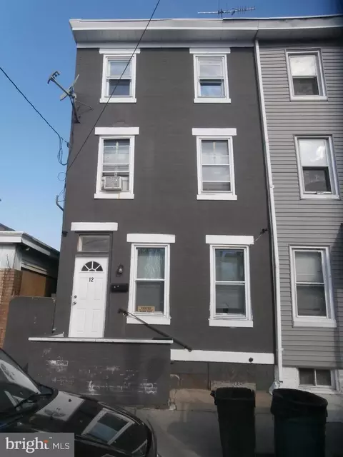 12 Bayard St, Trenton, NJ 08611