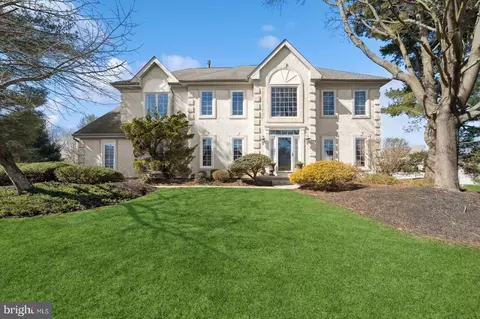 4 Perrine Path, Princeton Junction, NJ 08550
