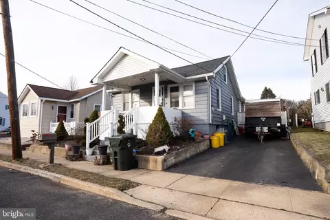 144 Ruskin Ave, Hamilton, NJ 08610